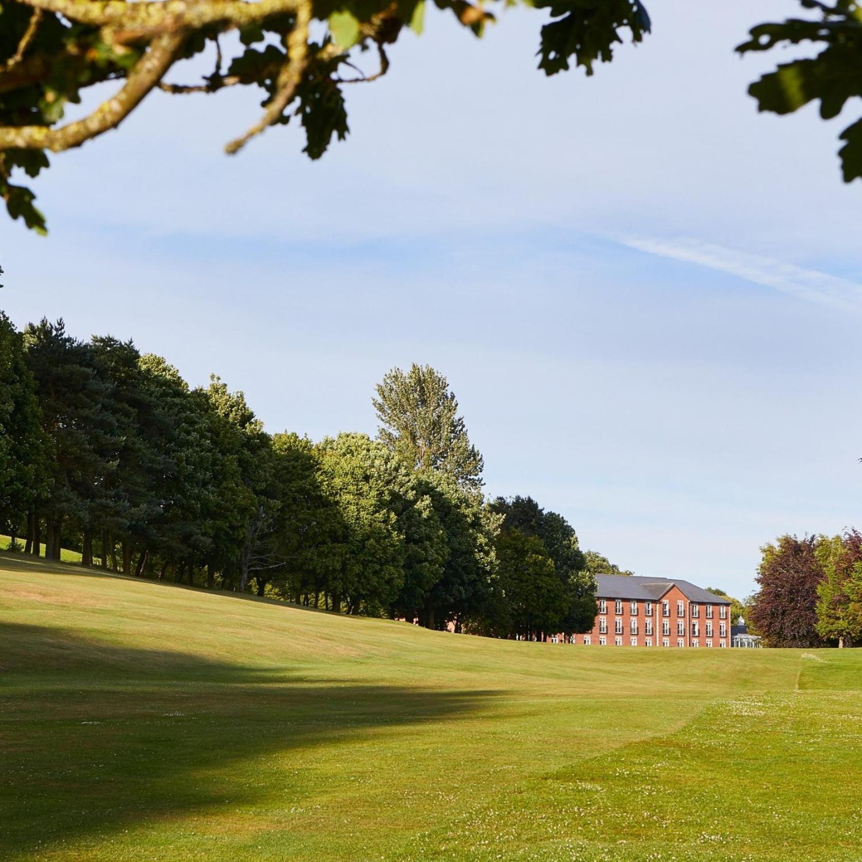 Macdonald Hill Valley Hotel, Spa & Golf Resort Whitchurch  Exteriér fotografie